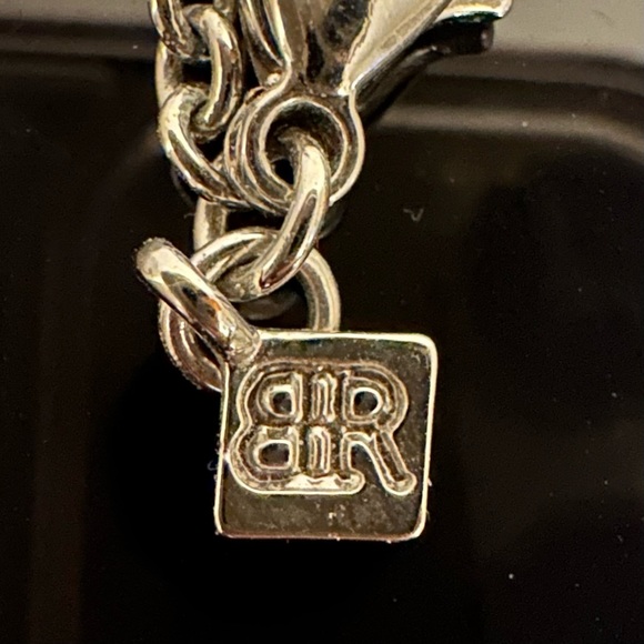 Unique Banana Republic Long Necklace - Silver Tone - Picture 3 of 3